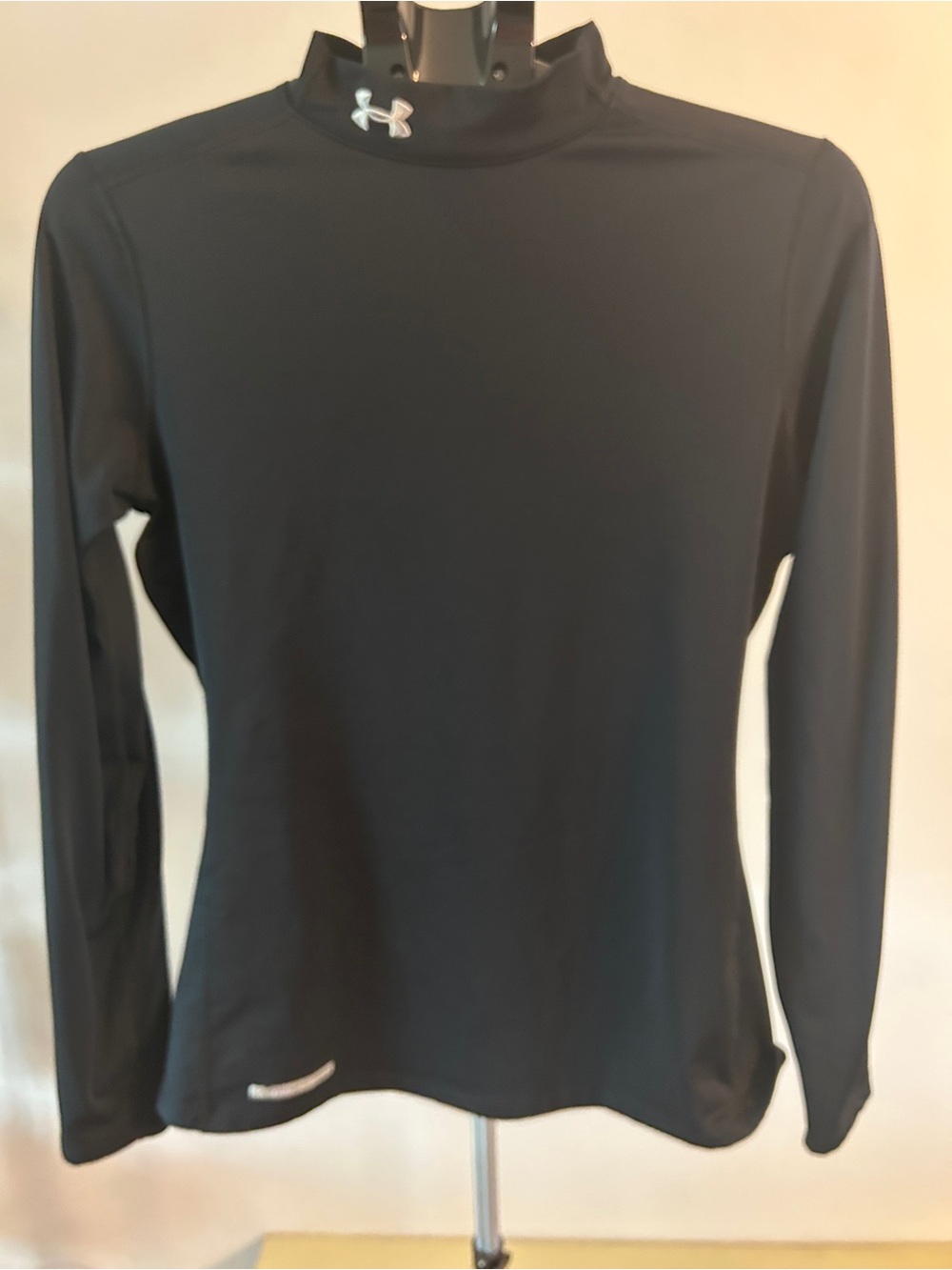 Under Armour Black Women's Long-Sleeve Mock Neck Performance Tee